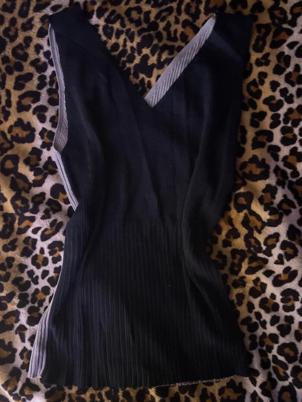Reversible-Style Two-Toned Rubbed Tank in Black and Olive Grey